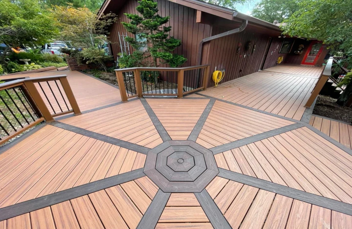 Customized circular pattern deck - Hard Decks Customized circular pattern deck