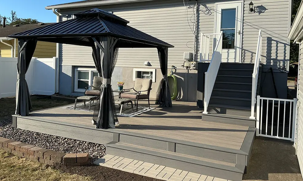 freestanding deck